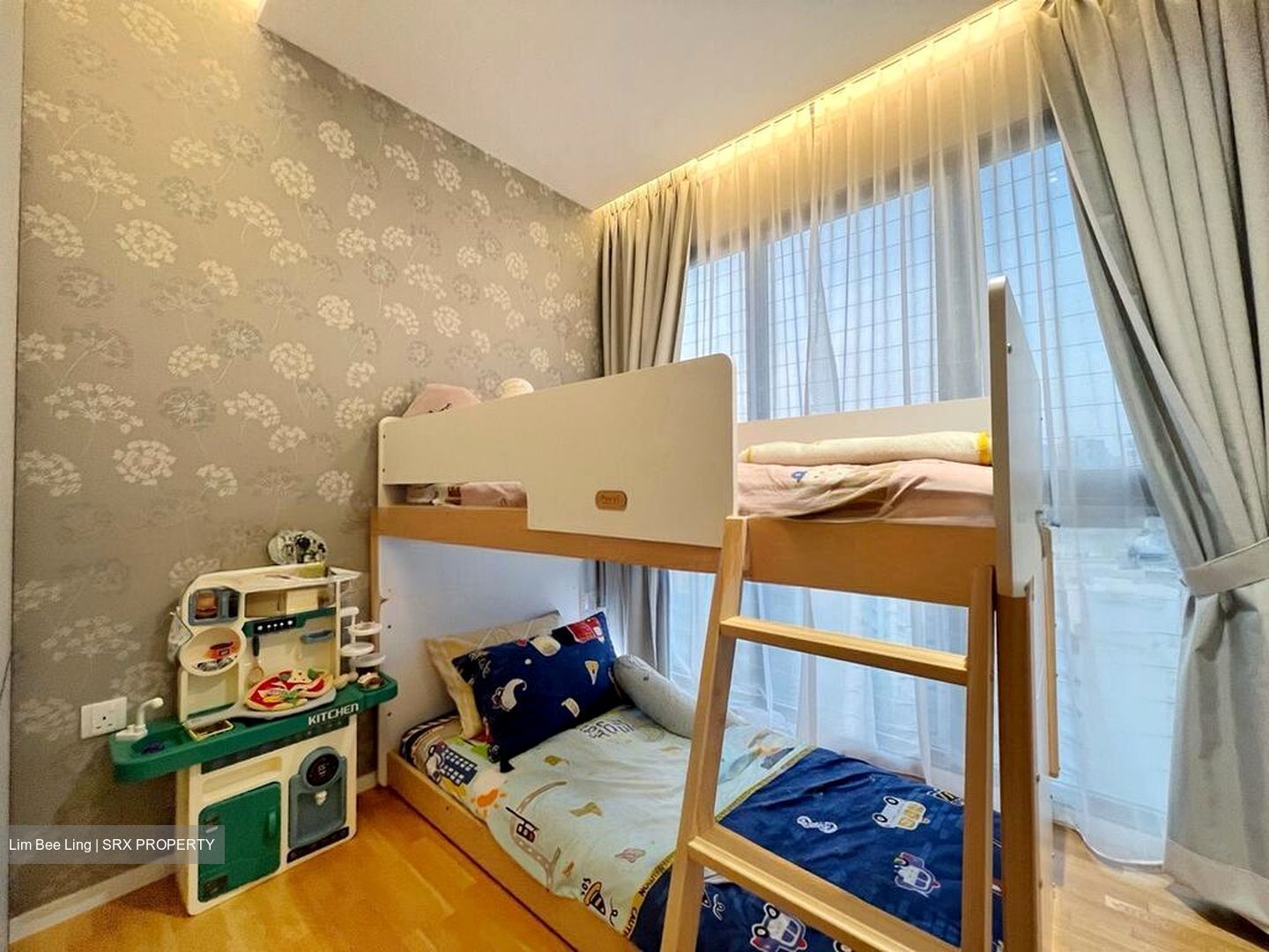 Avenue South Residence (D3), Apartment #566212601